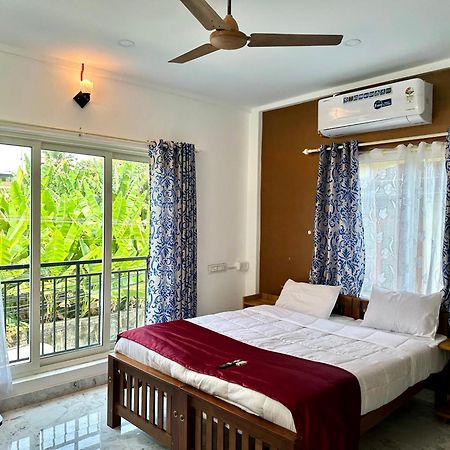 M M Residency Hotel Kochi ภายนอก รูปภาพ
