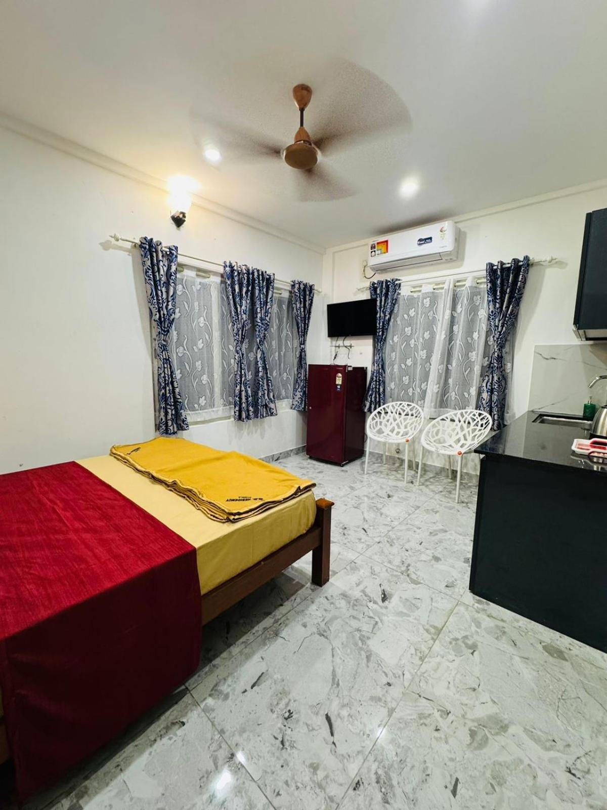 M M Residency Hotel Kochi ภายนอก รูปภาพ