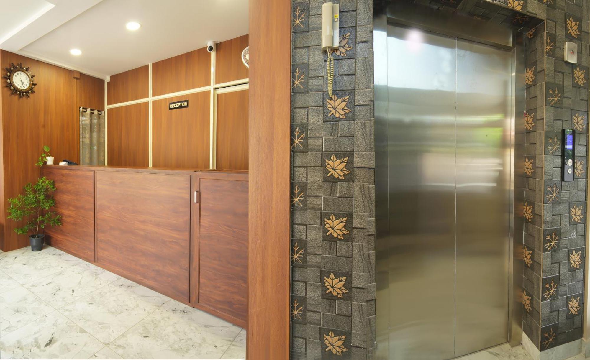 M M Residency Hotel Kochi ภายนอก รูปภาพ