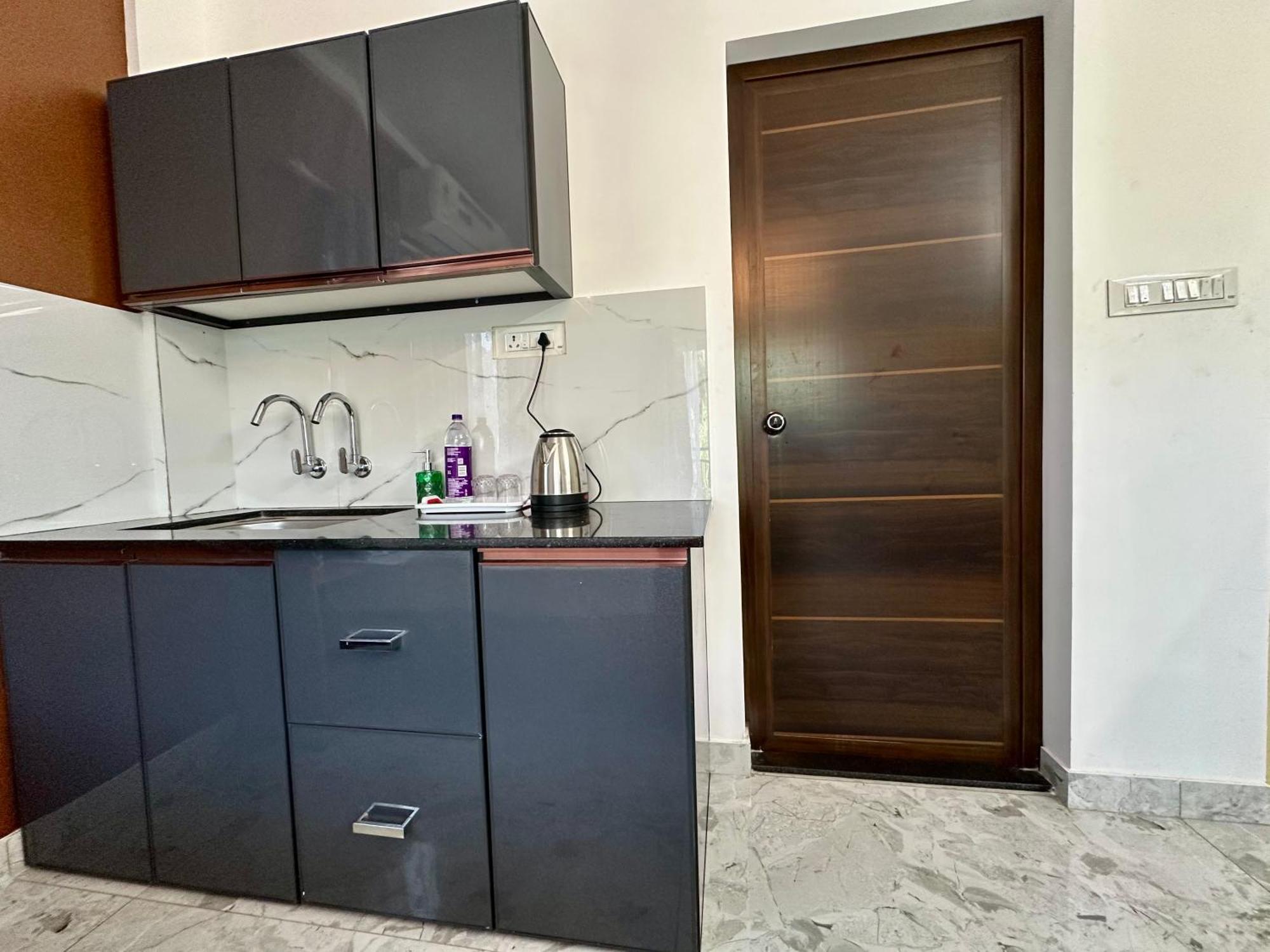 M M Residency Hotel Kochi ภายนอก รูปภาพ